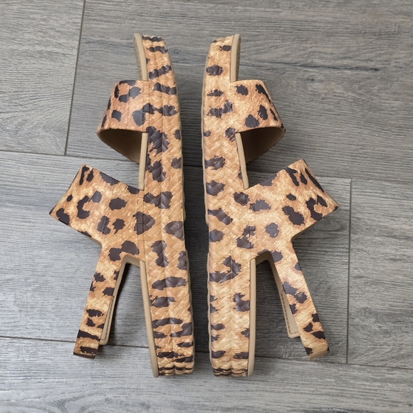 Reef Animal Print Rubber Velcro Sandals Womens Size 9 - Picture 8 of 10